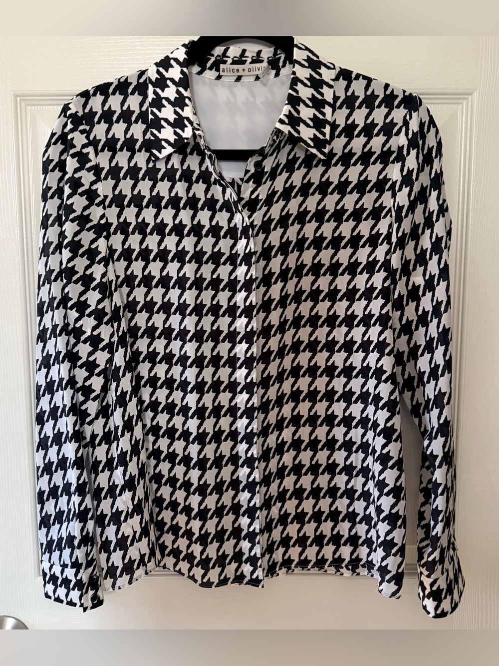 Alice + Olivia Willa Houndstooth Plaid Blouse